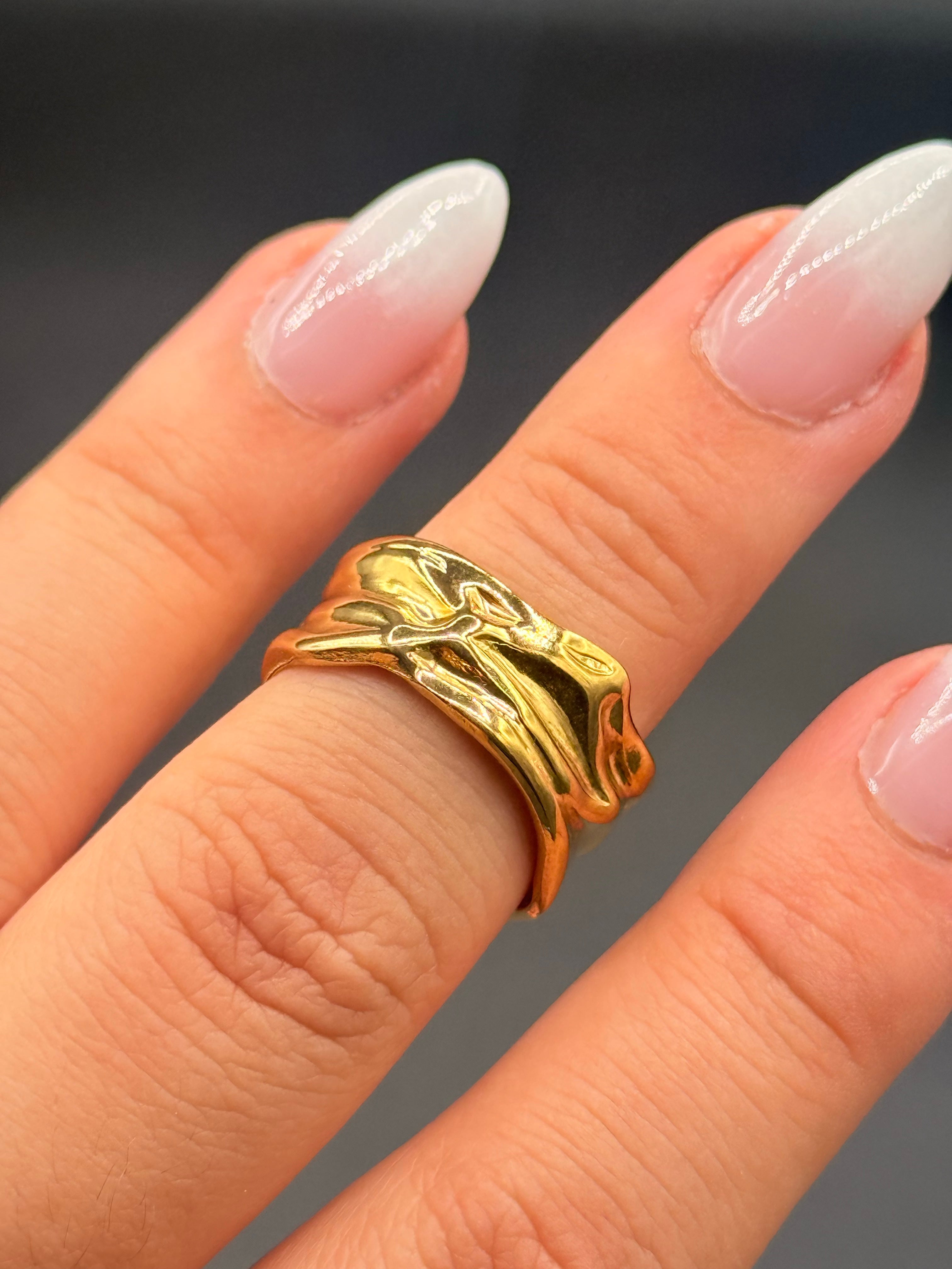 Anillo Pauline