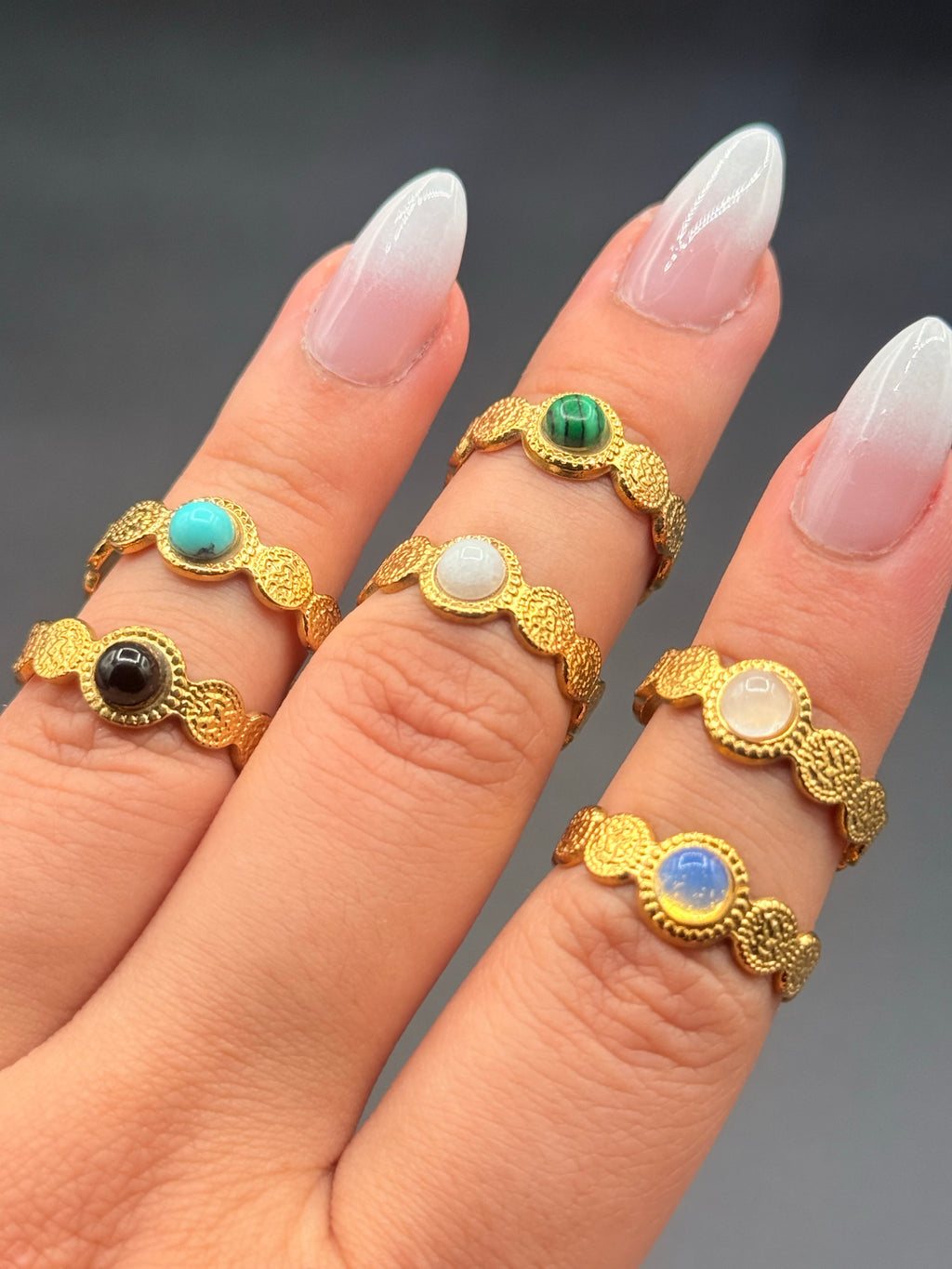 Anillo Celine