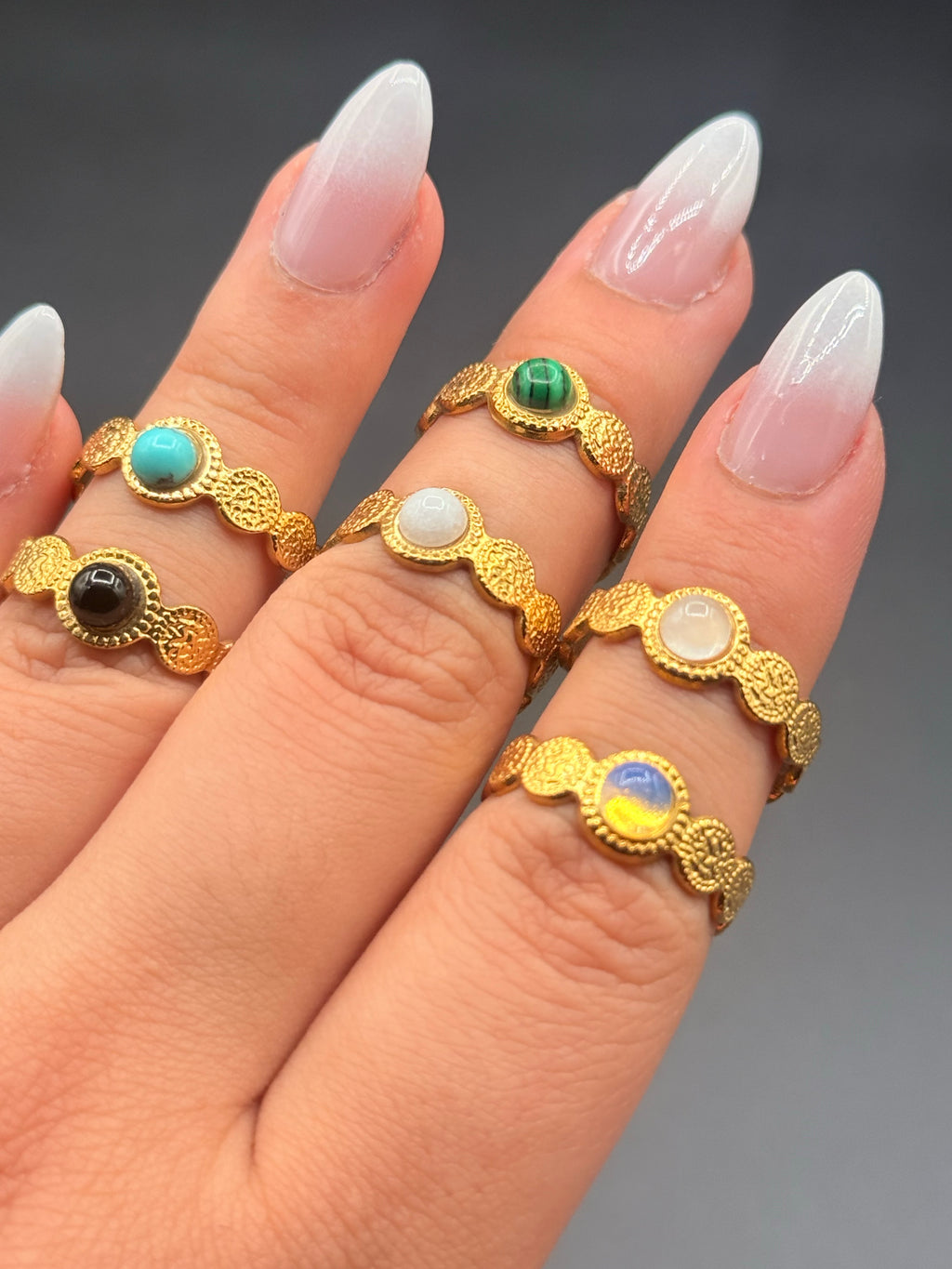 Anillo Celine