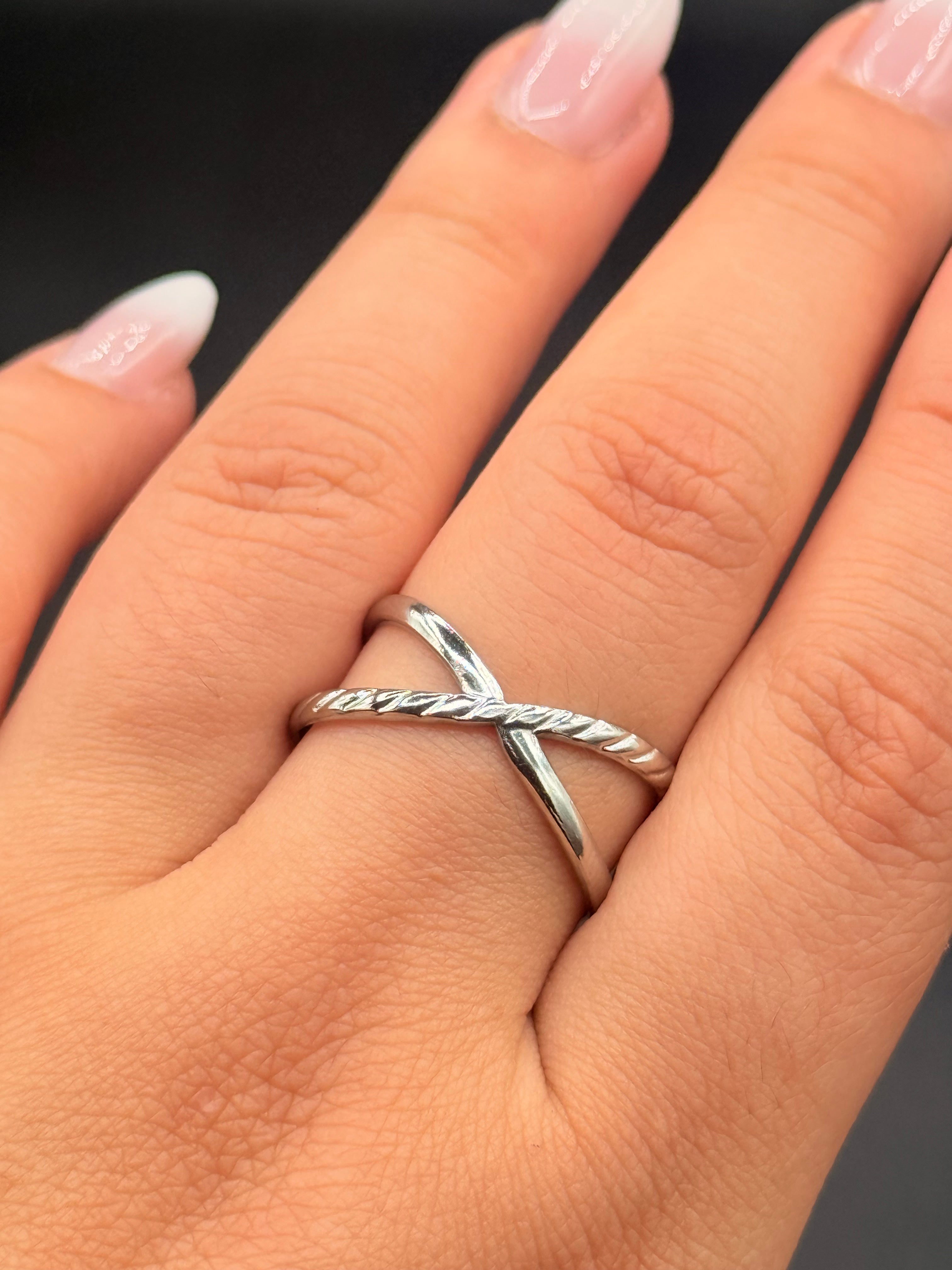 Anillo Silver Cross