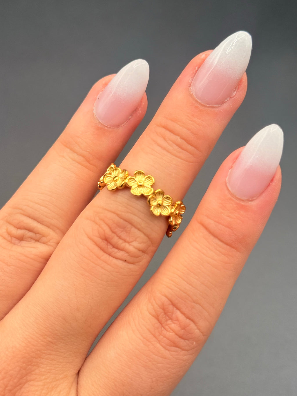 Anillo Elara