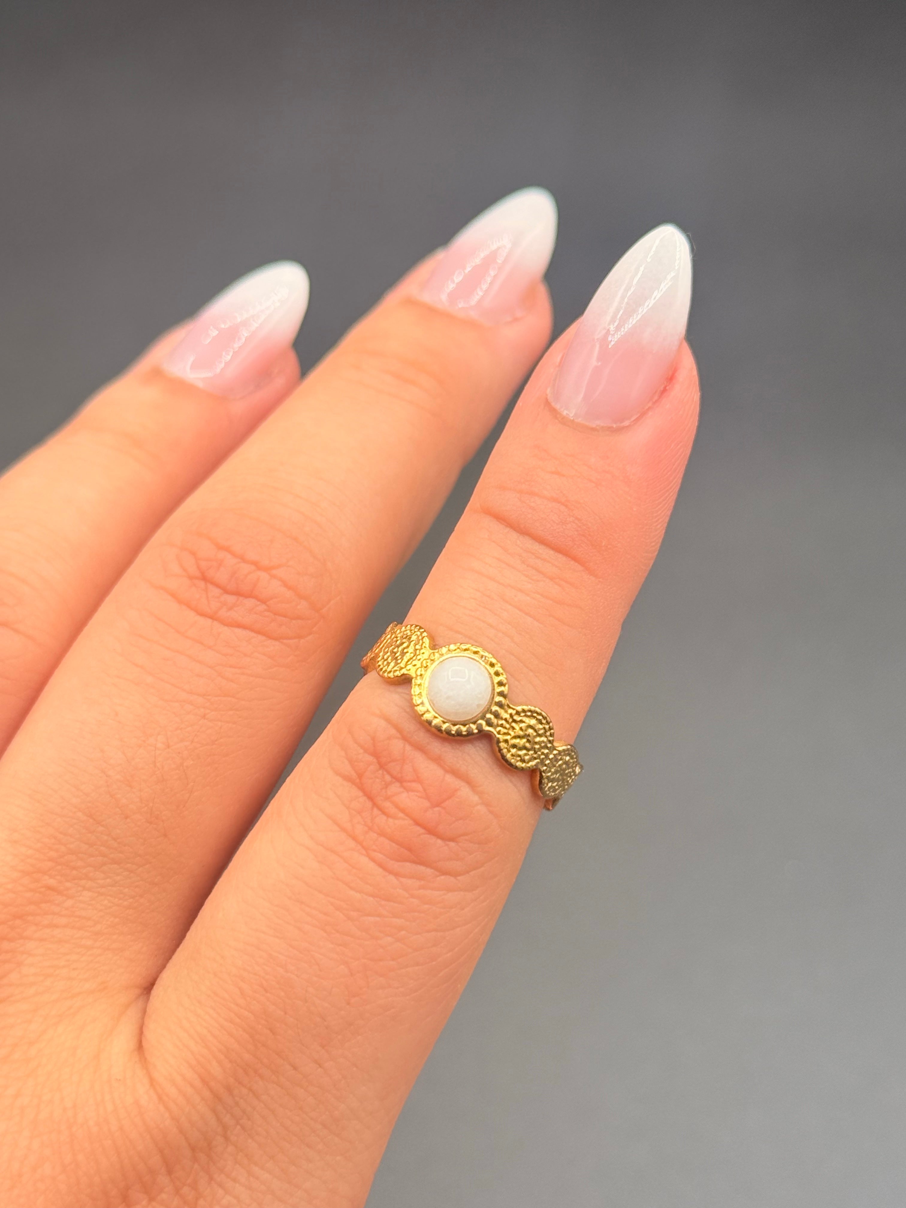 Anillo Celine