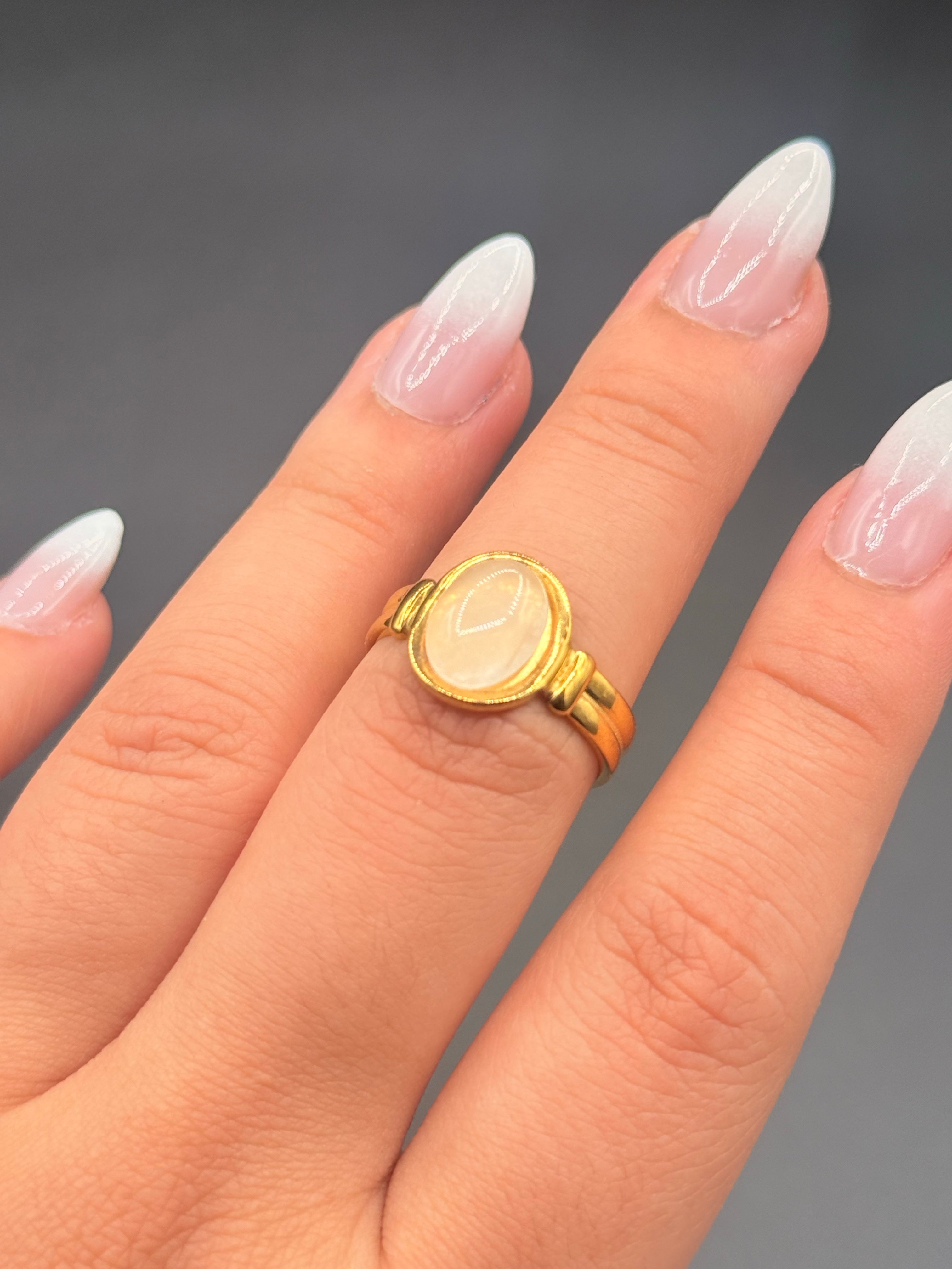 Anillo Karoline