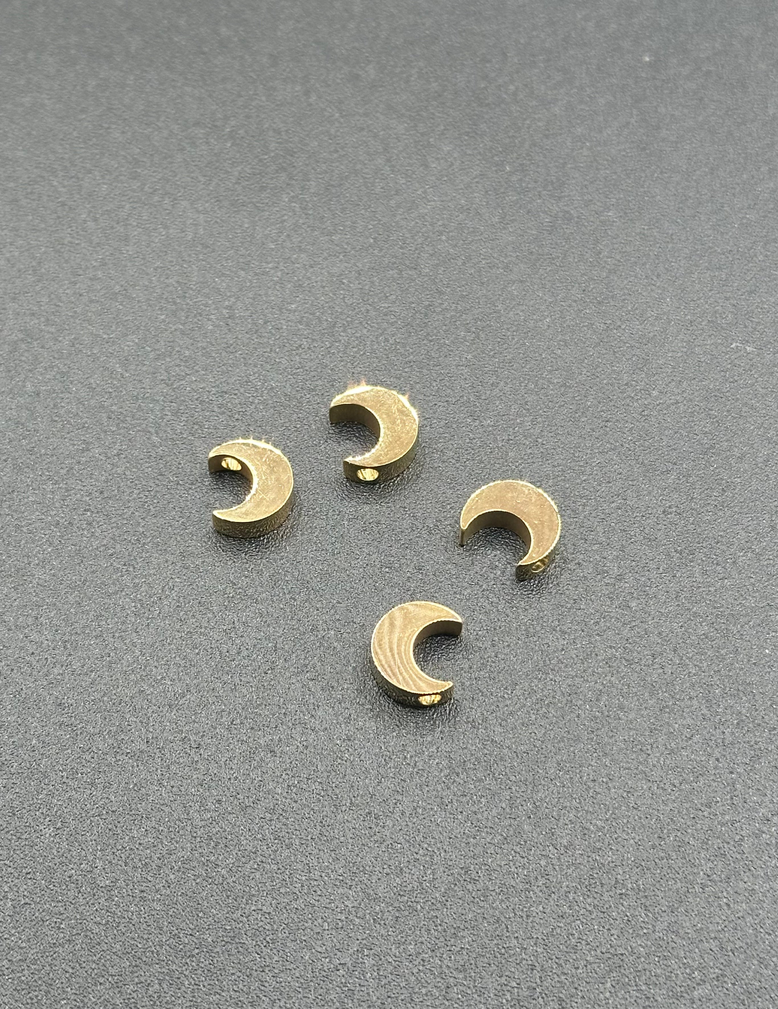 Collar Moon