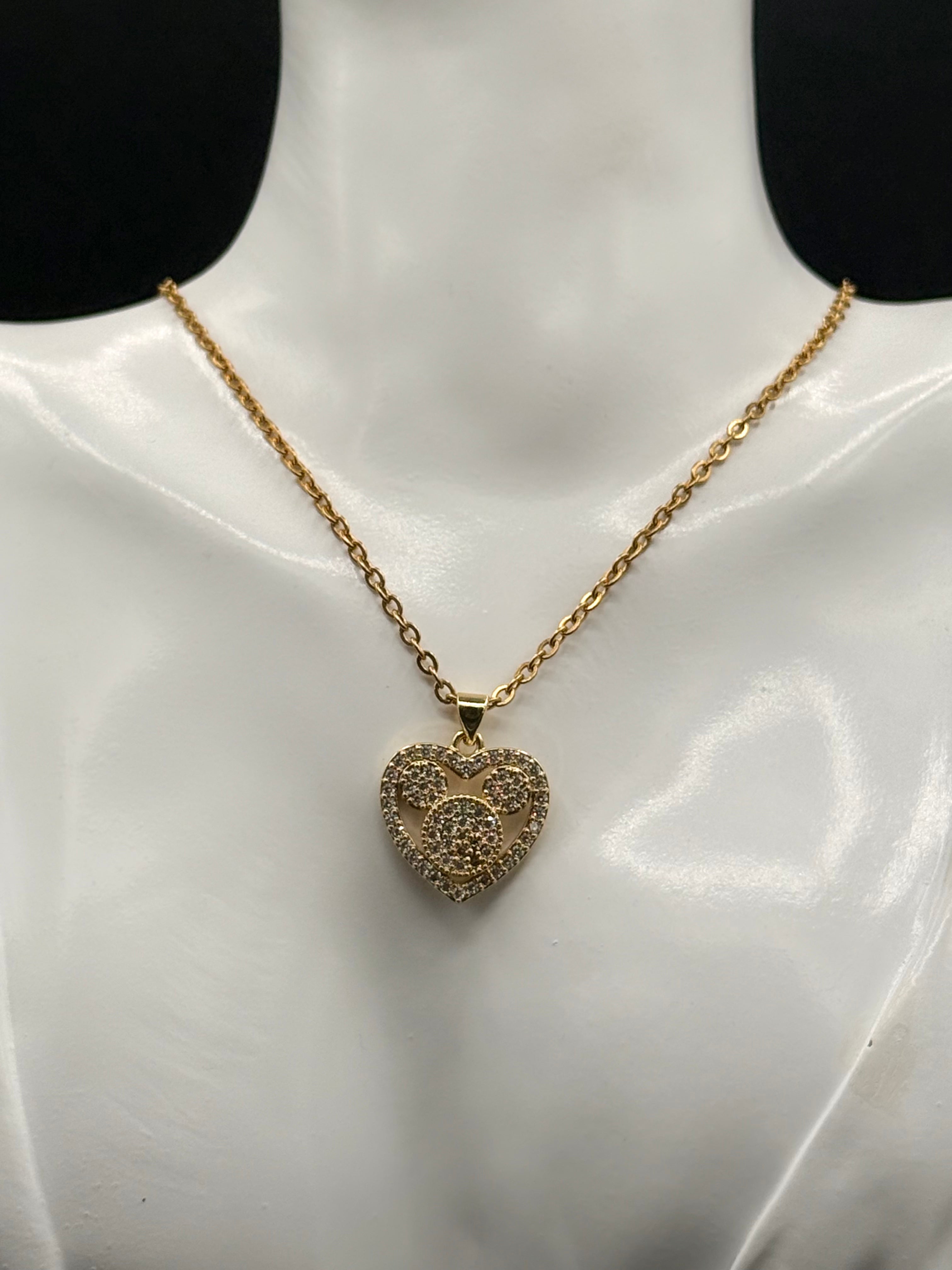 Collar Lover Mouse