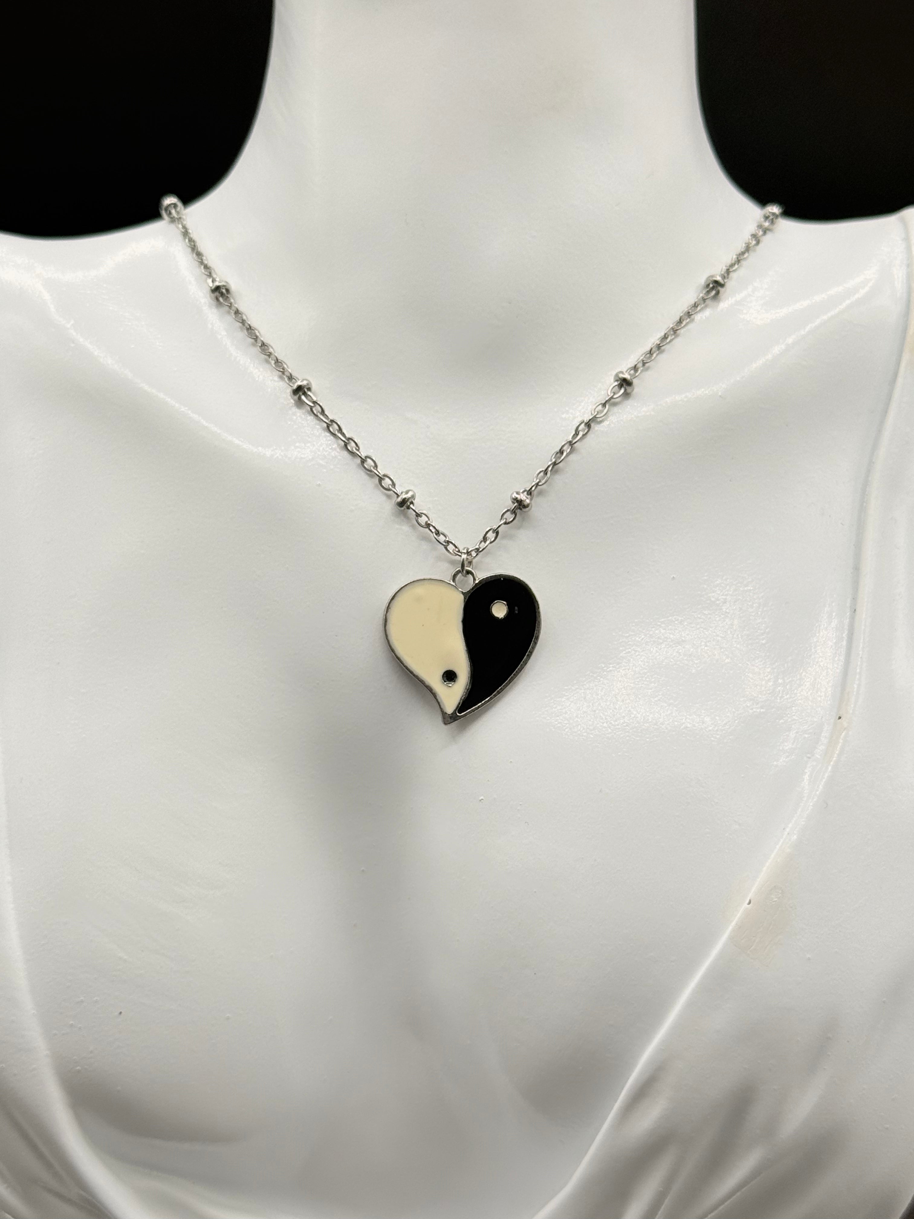 Collar Yin Yang Silver Love