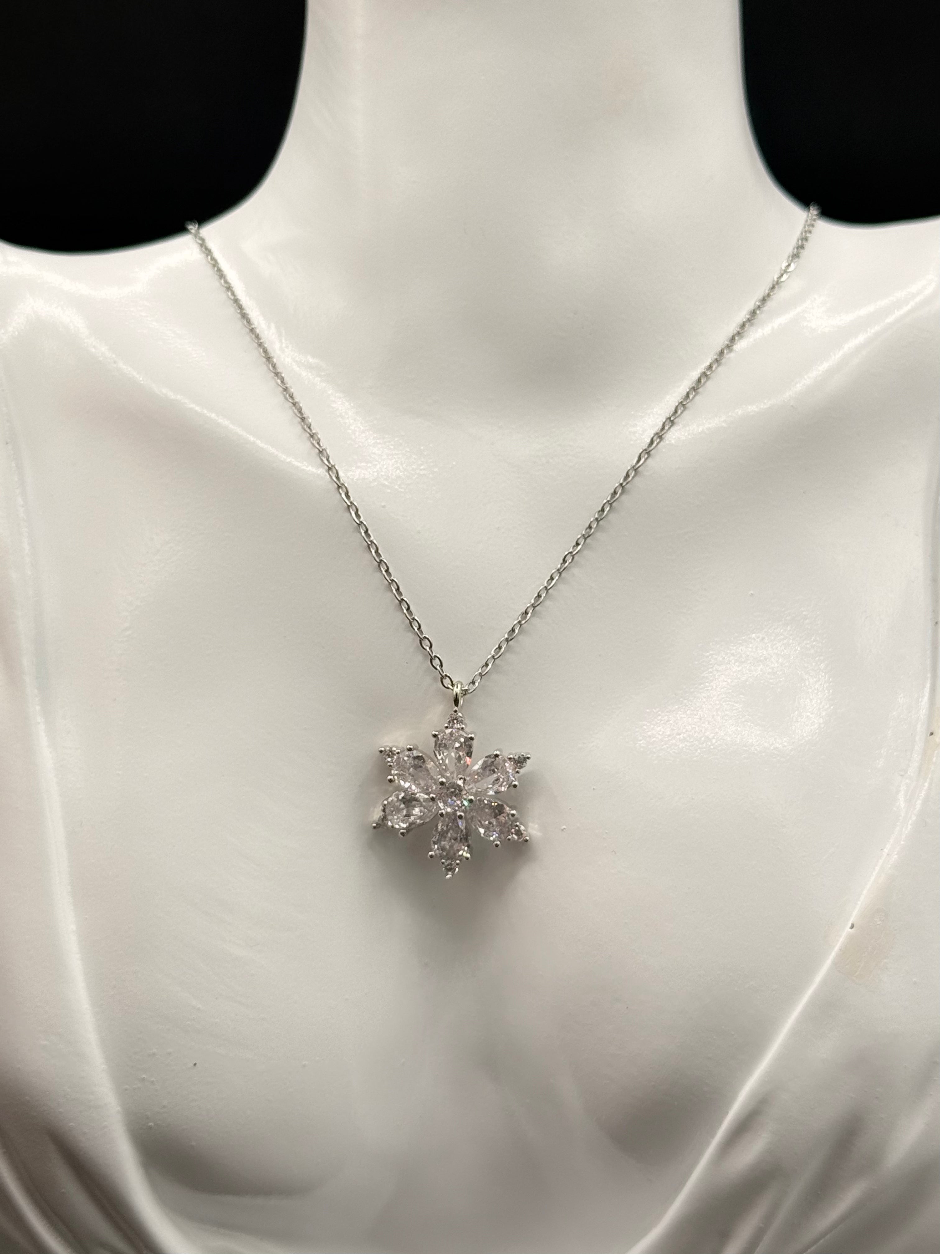 Collar Elsa