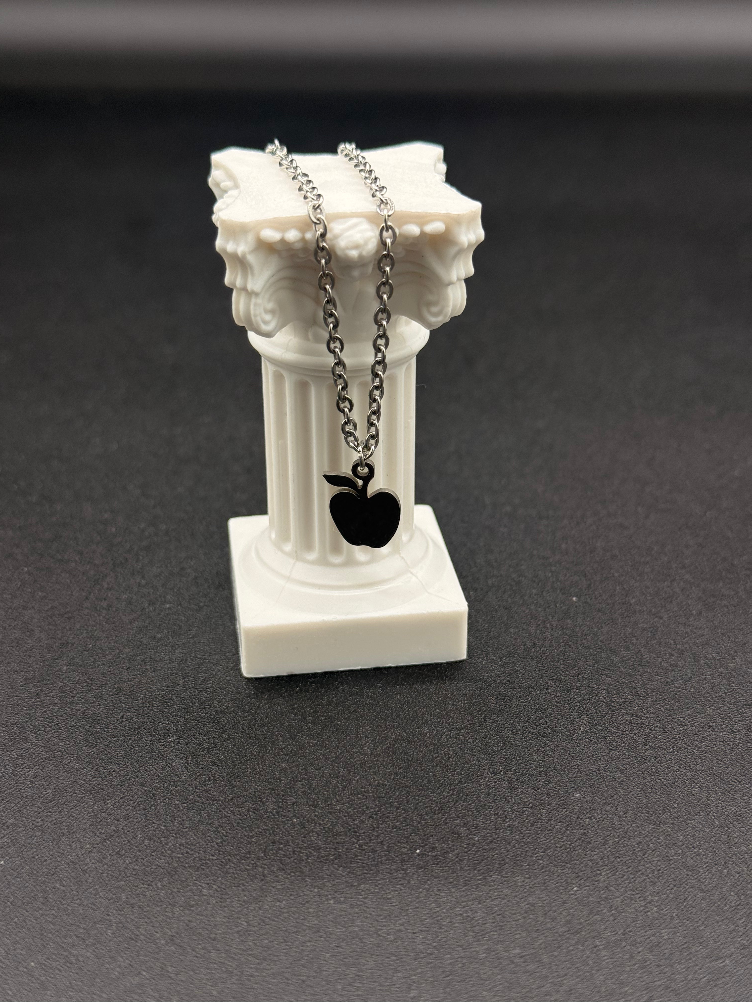 Collar Apple