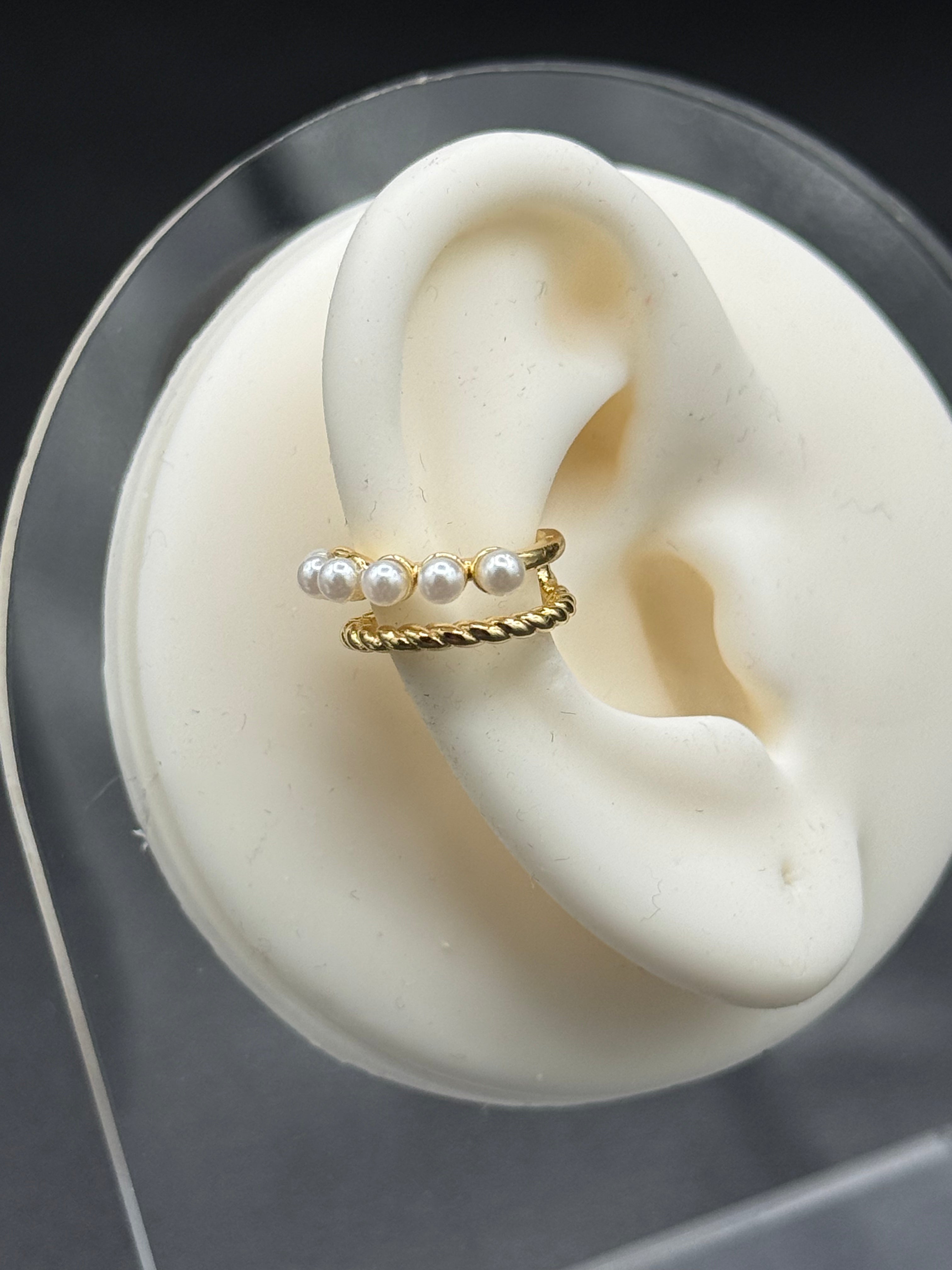 Ear cuff Belly