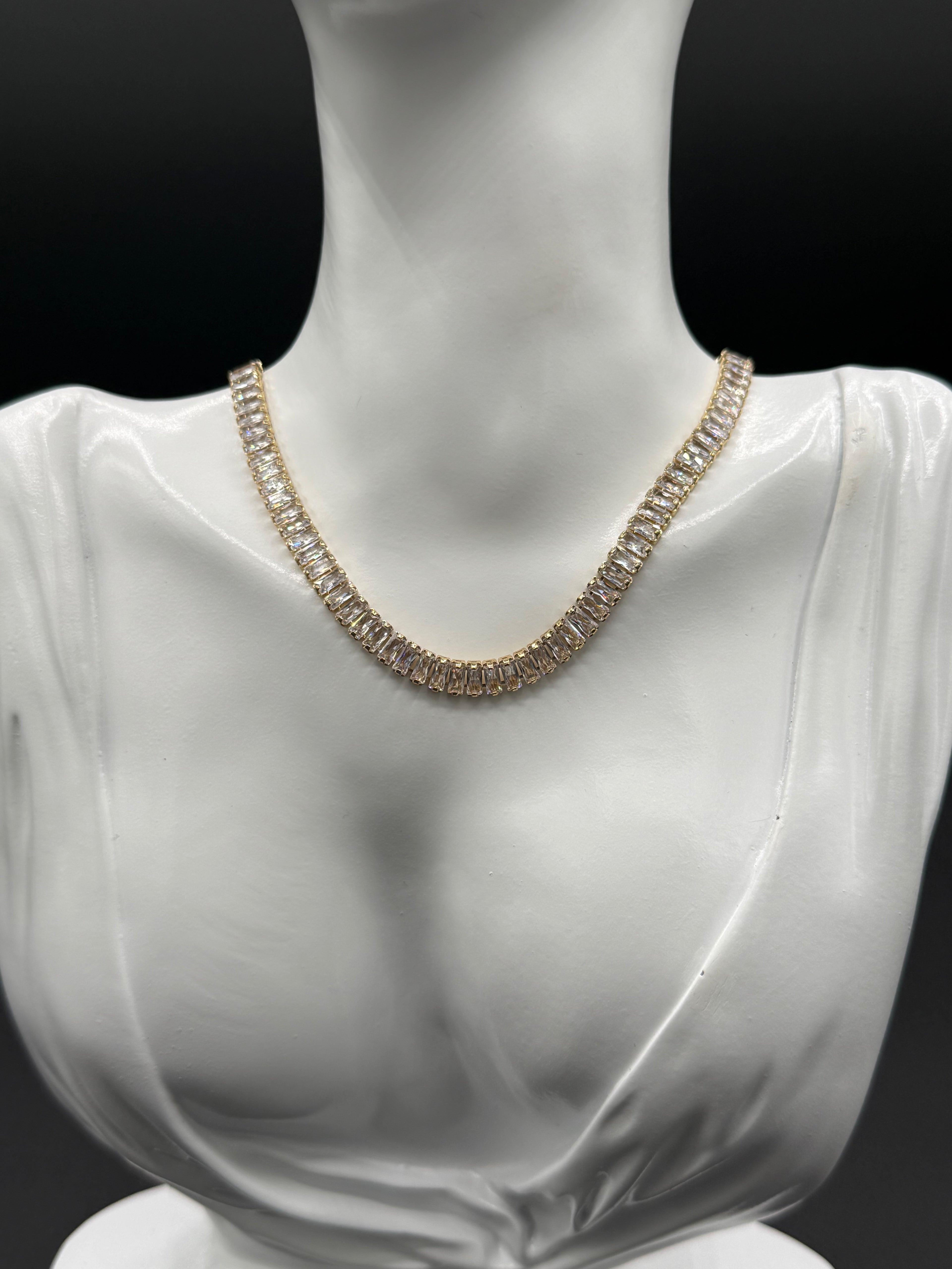 Collar Sammie